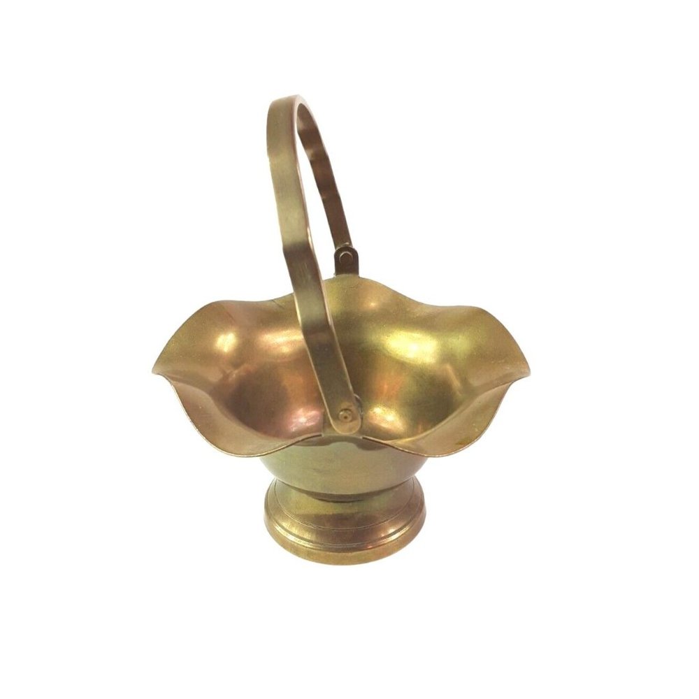 Vintage Brass Basket with Handle Scalloped Rim Design Home Decoration 5"… - Picture 7 of 11